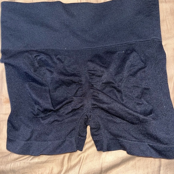 Set of workout spanx - Picture 2 of 4